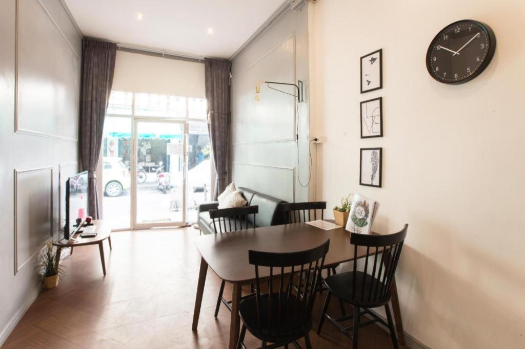 Oh Boutique Guesthouse. Bangkok Luaran gambar